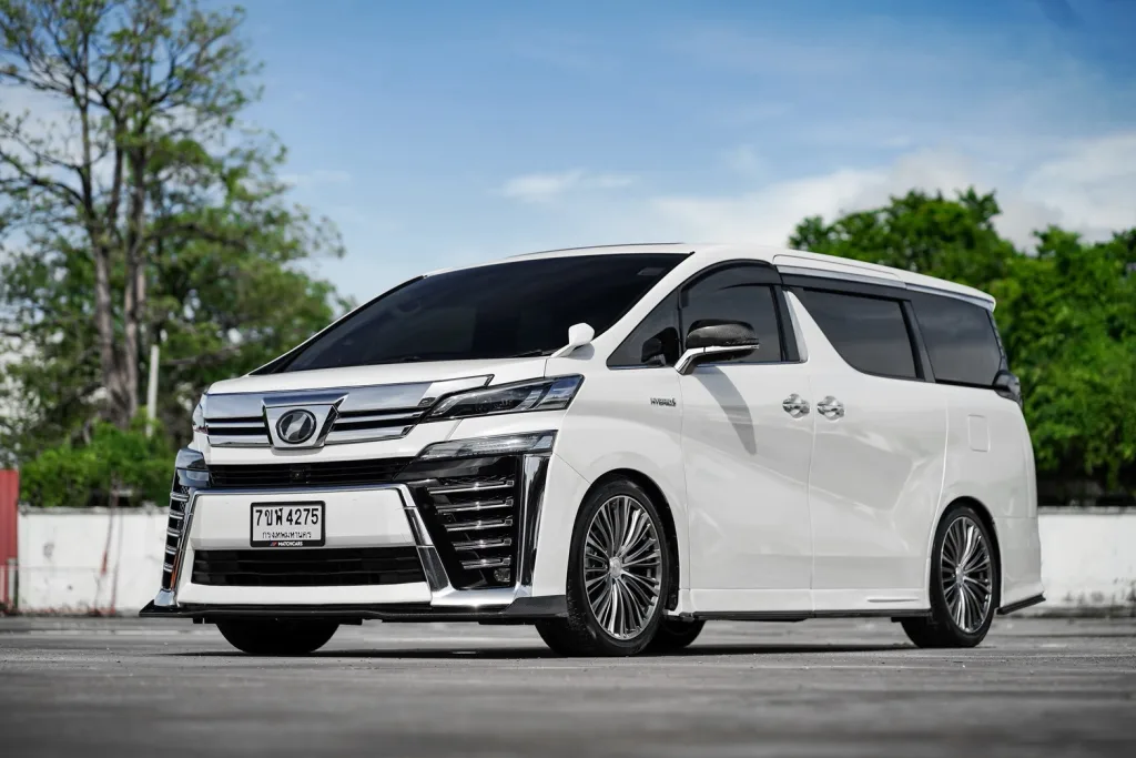 Toyota Vellfire Hybrid E-four X